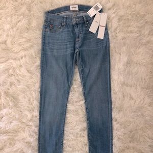 Krista Hudson super skinny jean NWT PET/SMOKE FREE